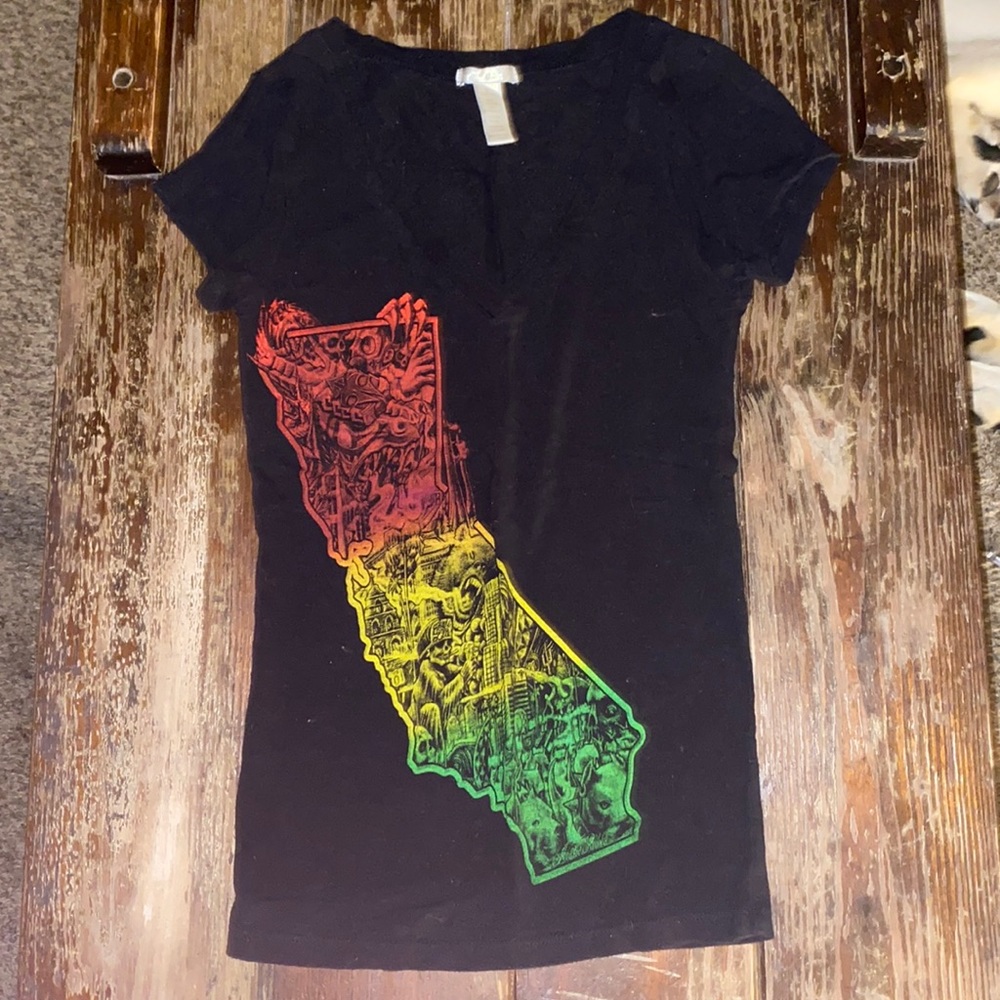 Abience Apparel Small California Rasta Colored Tee, Black